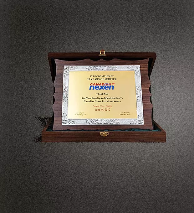 Souvenir commemorating plaque